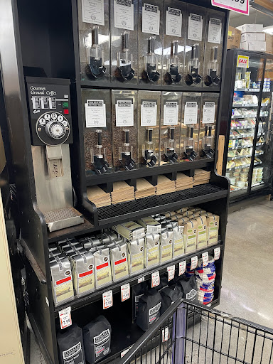 Grocery Store «Mar-Val Food Stores Inc», reviews and photos, 19000 Main St, Groveland, CA 95321, USA