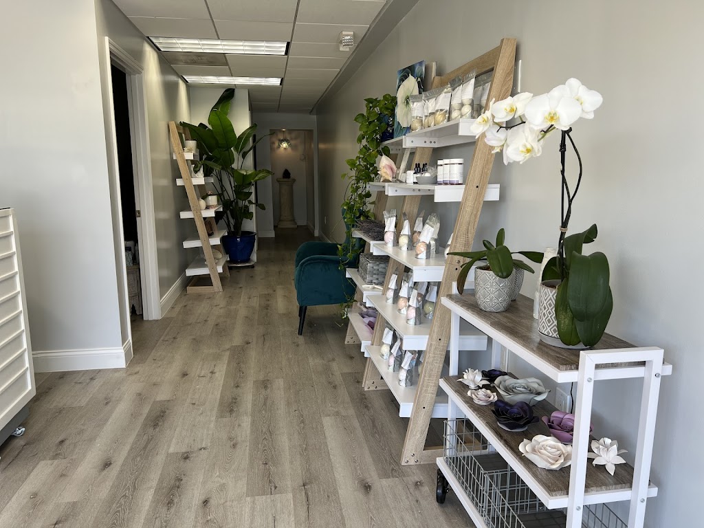 Terez Leo, LMT 33064