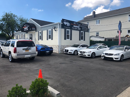 Used Car Dealer «Beverly Hills Auto Group», reviews and photos, 6107 Northern Blvd, Woodside, NY 11377, USA