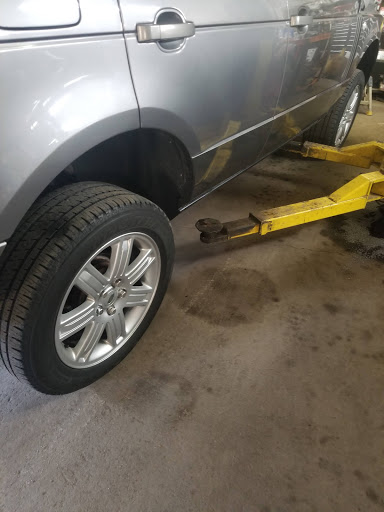 Used Car Dealer «Village Auto Sales», reviews and photos, 1076 Pleasant St, Attleboro, MA 02703, USA