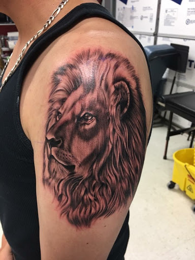 Tattoo Shop «Wyze Guyz Tattoo Parlor», reviews and photos, 3012 Lee Trevino Dr B, El Paso, TX 79936, USA