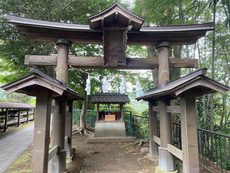 雨武主神社（鳥居場）