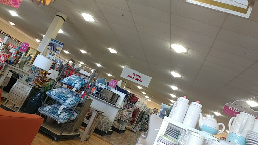 Department Store «HomeGoods», reviews and photos, 10813 Zelzah Ave, Granada Hills, CA 91344, USA