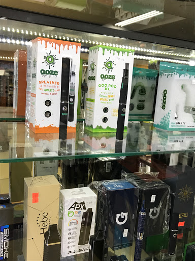 Cigar Shop «Park Avenue Smoke Shop», reviews and photos, 194 Park Ave, Worcester, MA 01609, USA