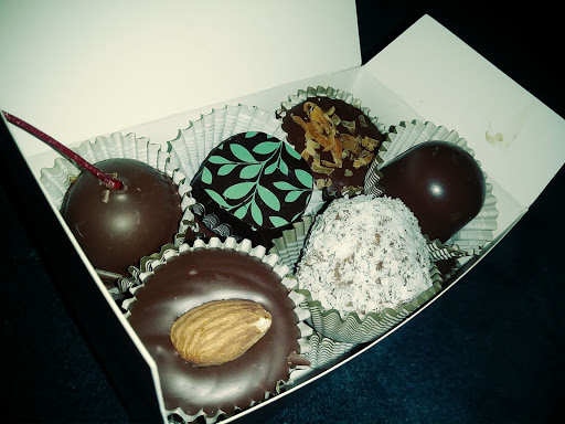 Dessert Shop «Alamo City Chocolate Factory», reviews and photos, 1203 North Loop 1604 W #117, San Antonio, TX 78258, USA