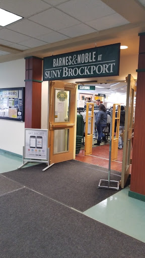 Book Store «Barnes and Noble SUNY Brockport», reviews and photos, 350 New Campus Dr, Brockport, NY 14420, USA