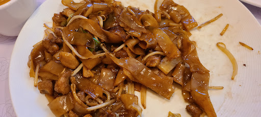 Pings Chinese Cuisine image