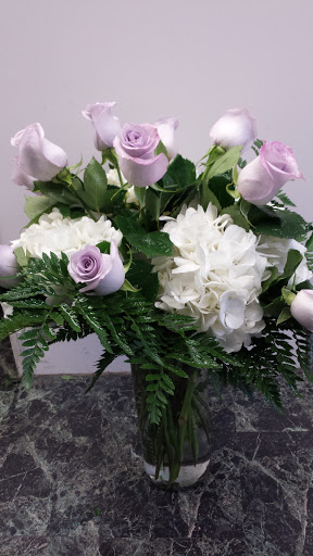 Florist «A.J. Heil Florist, Inc.», reviews and photos, 3233 Warrensville Center Rd, Shaker Heights, OH 44122, USA