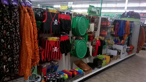 Dollar Store «Dollar Tree», reviews and photos, 7041 Brookfield Plaza, Springfield, VA 22150, USA