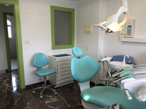 Clinica Dental - DOCTORES DE HARO en Monachil, Granada