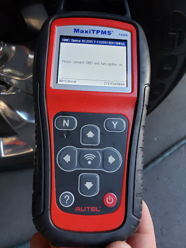 Auto Repair Shop «C & E Tire And Auto Service», reviews and photos, 11901 Indian Rocks Rd, Largo, FL 33774, USA