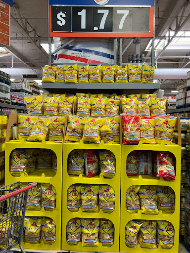 Shopping Mall «Anaheim Plaza», reviews and photos, 510 N Euclid St, Anaheim, CA 92801, USA