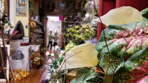 Florist «Exotic Florist & Gifts», reviews and photos, 1909 S Main St, Madisonville, KY 42431, USA