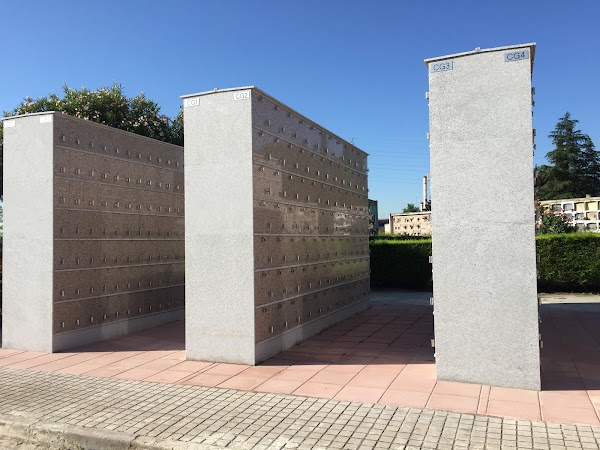 Tanatorio Y Cementerio San Fernando de Henares