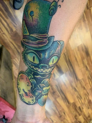 Explore tattoo ideas for a mother and two daughters, creative tattoo ideas in Galesburg, available at 2 Days Tat 2