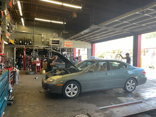 Auto Repair Shop «Tomar Automotive Discount Tire», reviews and photos, 210 W Main St, Patchogue, NY 11772, USA