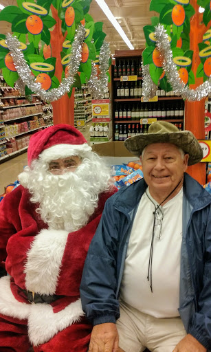 Grocery Store «Winn-Dixie», reviews and photos, 2458 Burnsed Blvd, Wildwood, FL 34785, USA