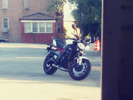 Motorcycle Shop «Moto Guild Chicago», reviews and photos, 2213 W Grand Ave, Chicago, IL 60612, USA