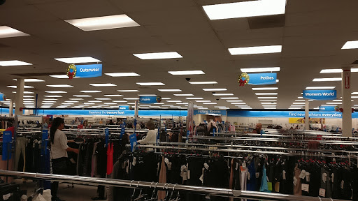 Clothing Store «Ross Dress for Less», reviews and photos, 1125 Woodruff Rd, Greenville, SC 29607, USA