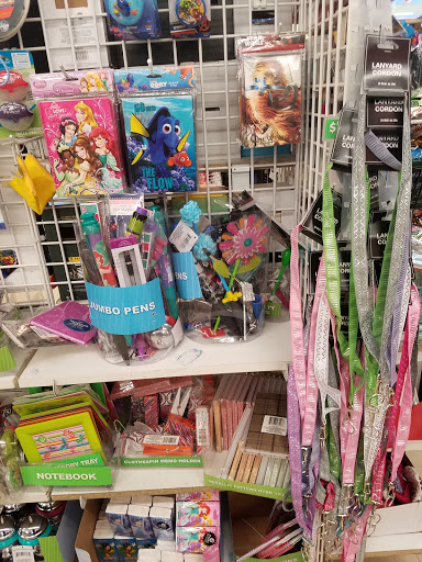 Dollar Store «Dollar Tree», reviews and photos, 8111 Steilacoom Blvd SW, Lakewood, WA 98498, USA