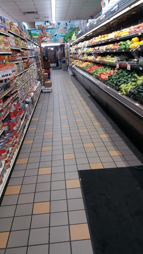 Grocery Store «La Chiquita Supermarket», reviews and photos, 3555 W 26th St, Chicago, IL 60623, USA