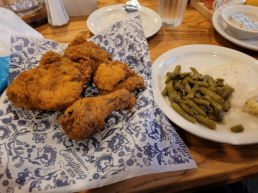American Restaurant «Cracker Barrel Old Country Store», reviews and photos, 110 Bass Pro Drive, Harlingen, TX 78552, USA