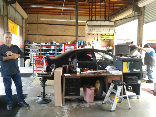 Auto Repair Shop «Discount Auto Center», reviews and photos, 4811 Van Buren Boulevard, Riverside, CA 92503, USA