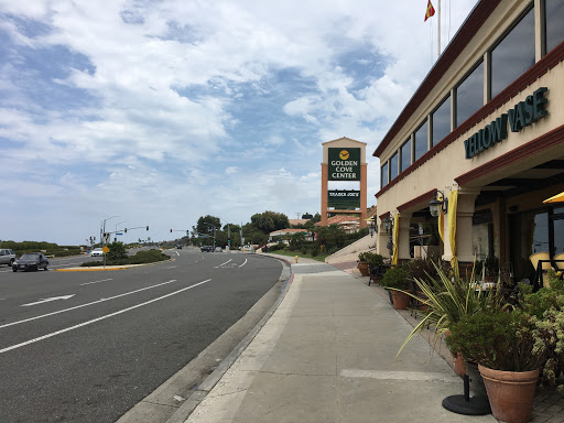 Shopping Mall «Golden Cove Shopping Center», reviews and photos, 31176 Hawthorne Blvd, Rancho Palos Verdes, CA 90275, USA