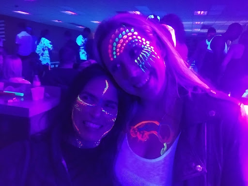 Bowling Alley «Timber Lanes Bowling Alley», reviews and photos, 1851 W Irving Park Rd, Chicago, IL 60613, USA