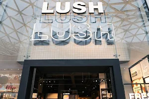 Lush Cosmetics White City image