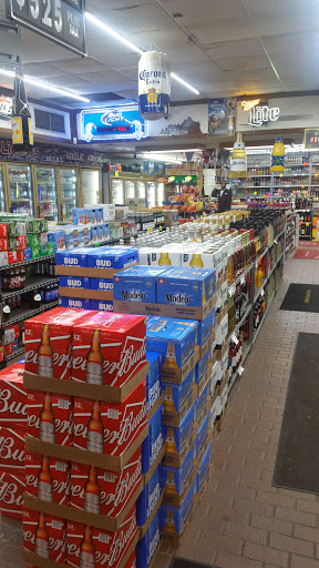 Liquor Store «Moeskie Liquor Store», reviews and photos, 5046 Poplar Level Rd, Louisville, KY 40219, USA