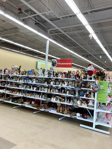 Thrift Store «Savers», reviews and photos, 7100 Brookpark Rd, Cleveland, OH 44129, USA