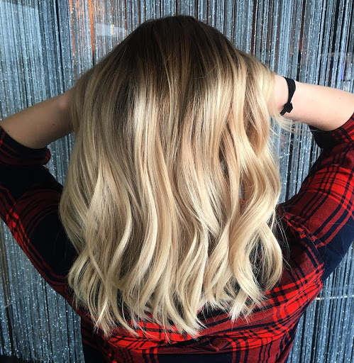 Hair Salon «Tease Salon», reviews and photos, 6839 Pearl Rd, Middleburg Heights, OH 44130, USA