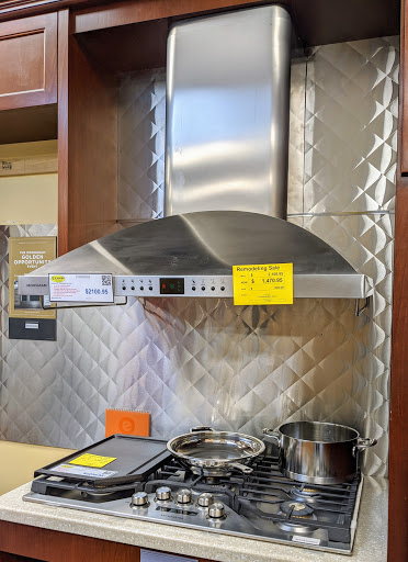 Appliance Store «Wickford Appliance & Lighting», reviews and photos, 207 Newport Ave, Pawtucket, RI 02861, USA