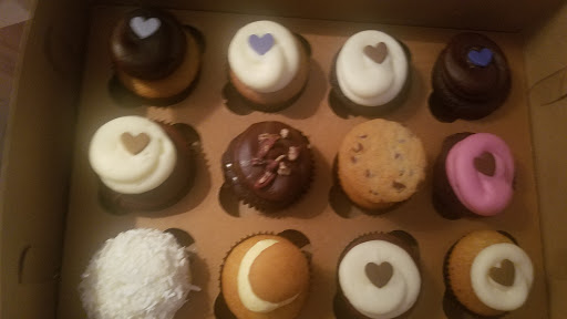 Bakery «Frostings», reviews and photos, 11331 W Broad St, Glen Allen, VA 23060, USA