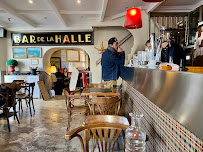 Atmosphère du Restaurant Le Massilia-Le Bouchon Biterrois à Béziers - n°4