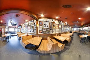 Paul's Deli Restaurant image