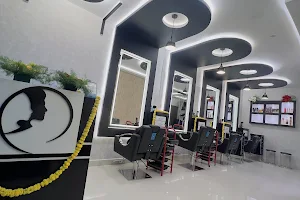 Scissor Lines UNISEX Salon image