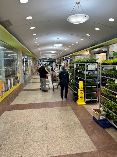 Asian Grocery Store «H Mart», reviews and photos, 321 Broad Ave, Ridgefield, NJ 07657, USA