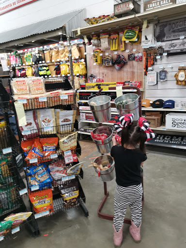 Home Improvement Store «Tractor Supply Co.», reviews and photos, 901 FM 509, San Benito, TX 78586, USA
