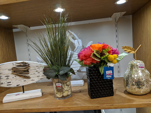 Home Goods Store «Pier 1 Imports», reviews and photos, 20610 Stevens Creek Blvd, Cupertino, CA 95014, USA