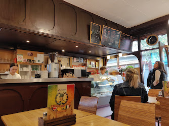 Alpino Cafe
