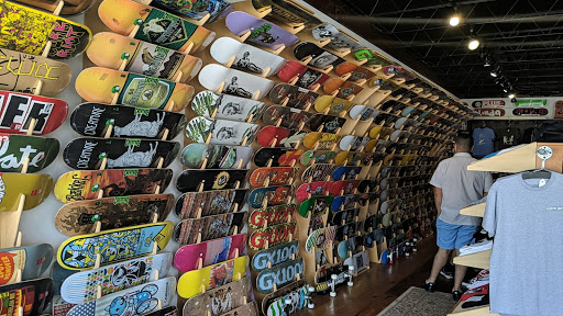 Skate Shop «Plus Skateshop Orlando», reviews and photos, 1646 E Colonial Dr, Orlando, FL 32803, USA
