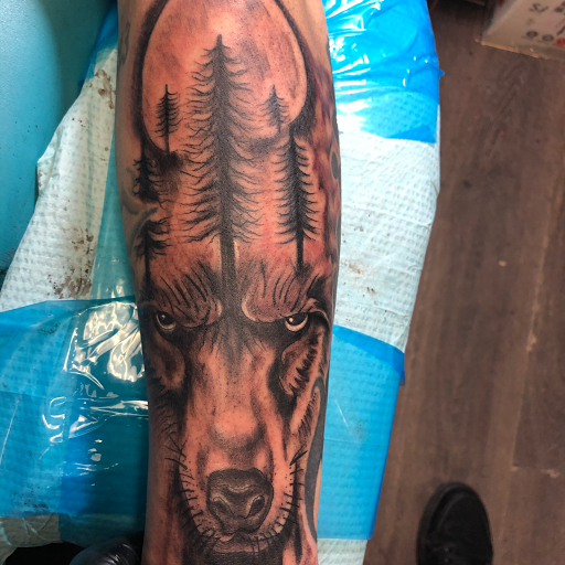 Explore yankees tattoo ideas, creative tattoo ideas in Shippensburg, available at Guerilla Tattoo