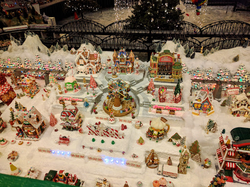 Shopping Mall «The Shops At Kenilworth», reviews and photos, 800 Kenilworth Dr, Towson, MD 21204, USA