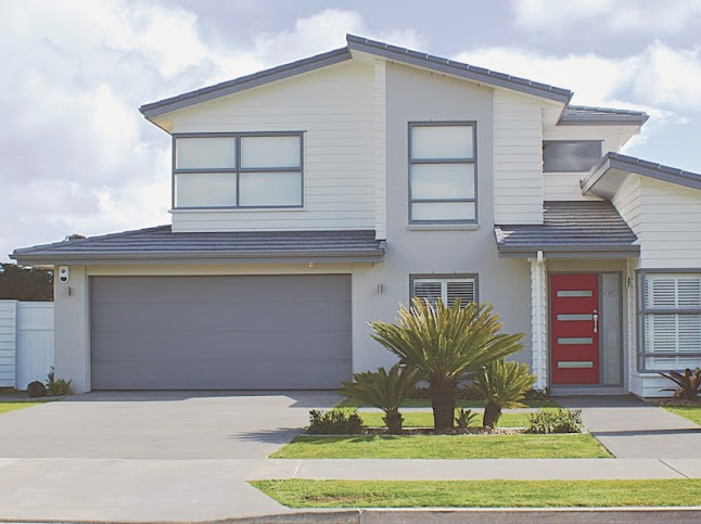 Comments and reviews of DOMINATOR Garage Doors Rotorua