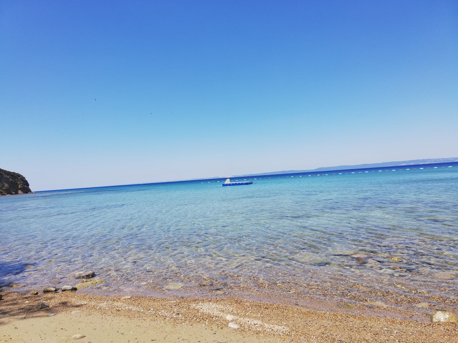 Foto von Yidiz bay beach mit reines blaues Oberfläche