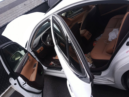 Car Dealer «Ken Garff Body & Glass American Fork», reviews and photos, 1058 S Auto Mall Dr, American Fork, UT 84003, USA