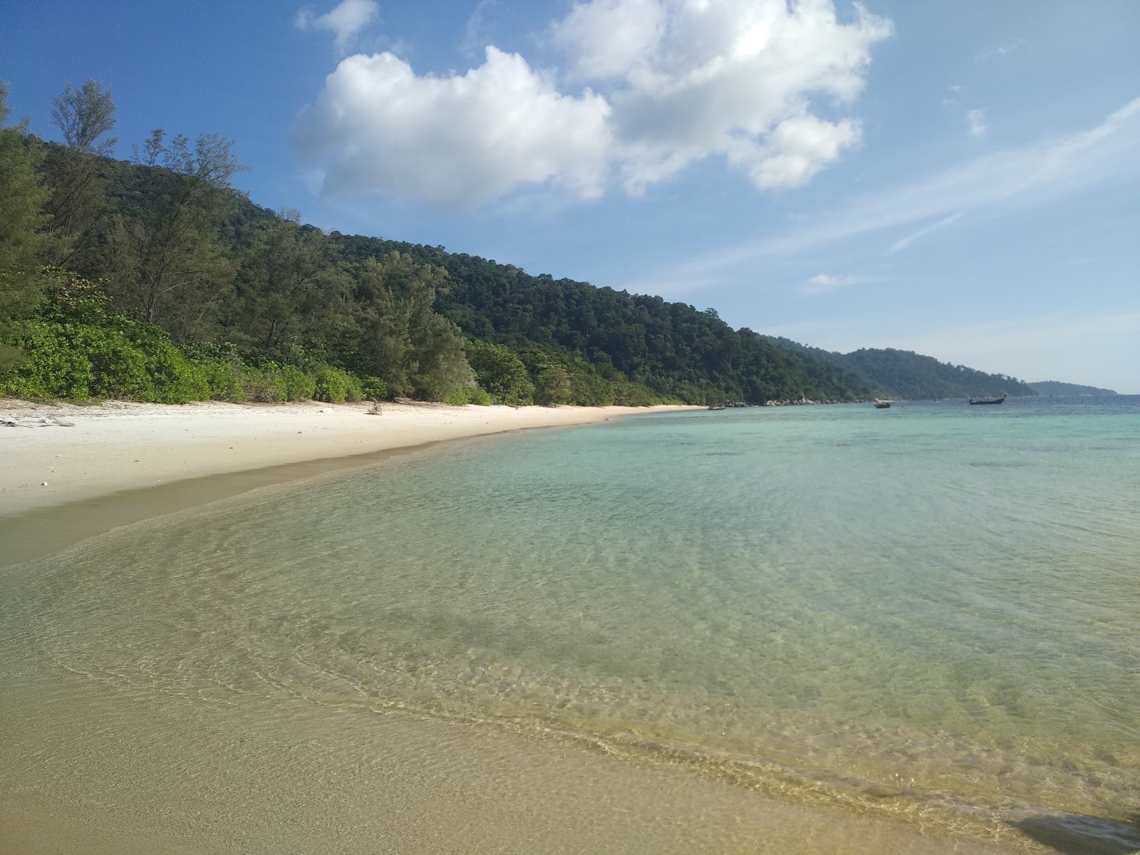 Foto de Praia secreta III de Koh Adang área de resort de praia