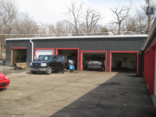 Used Car Dealer «Auto Acceptance Center Inc», reviews and photos, 400 SE 29th St, Topeka, KS 66605, USA